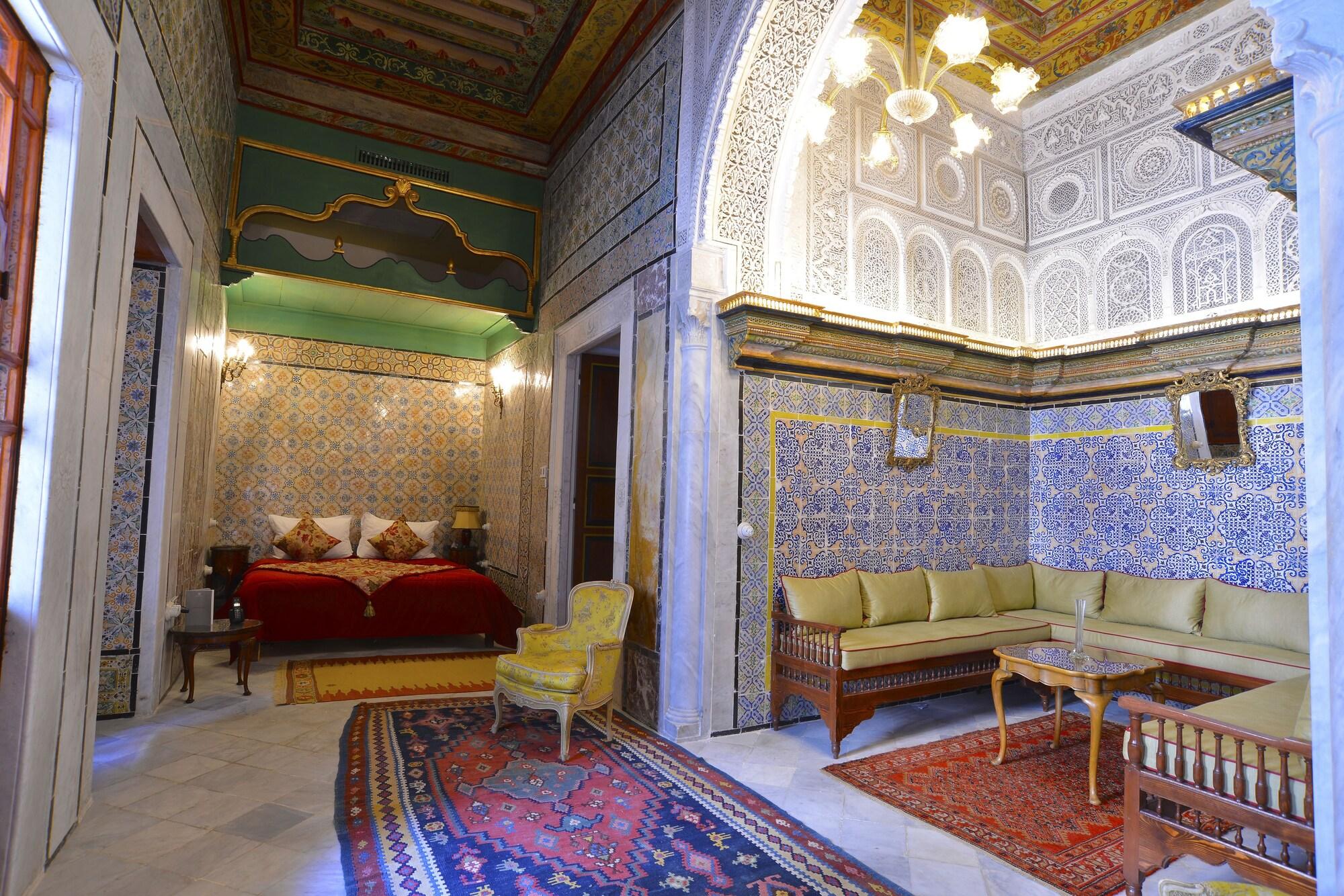 Palais Bayram Hotell Tunis Eksteriør bilde The interior of the palace