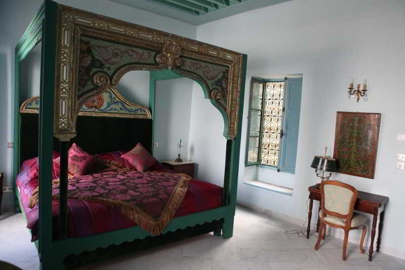 Palais Bayram Hotell Tunis Eksteriør bilde A bedroom in the Riad
